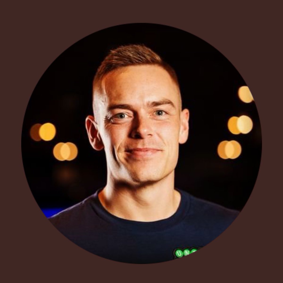 thechiprace's tweet image. Congrats to ‘Cash Game Specialist’ @UhlenPoker on his deep run in the Sunday Million last night. He is in strategy corner this week talking about capped ranges. 

#ChipRaceRunGood