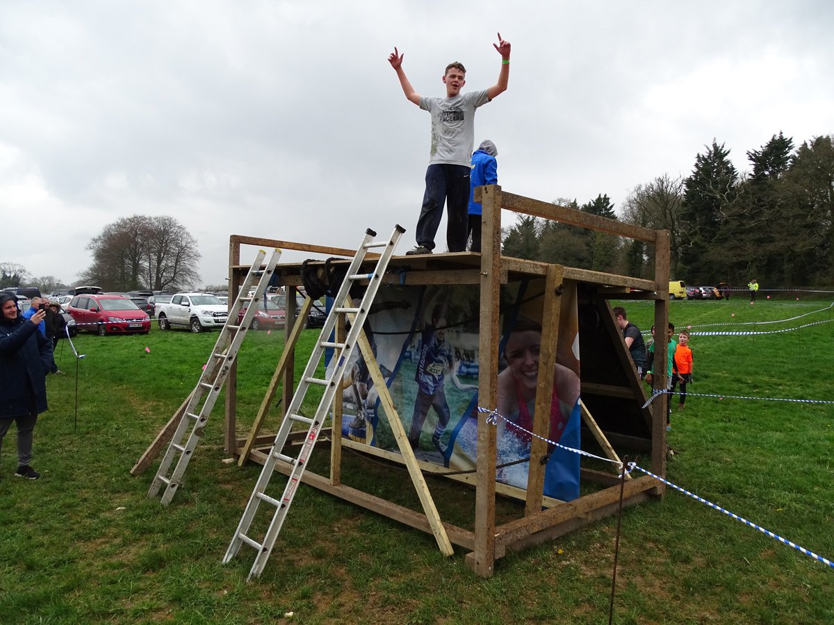 SFC_Foundation's tweet photo. Well done to our @ChamberlayneC #SaintsConnect participants, who completed the @RoughRunners race on Sunday as they prepare for do the ABP 1-mile this weekend! π https://t.co/Ue8QAropJf