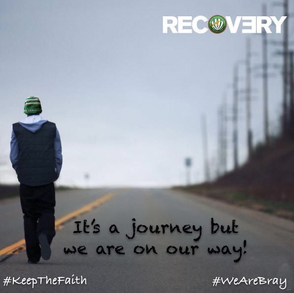 It's match day at the Carlisle and tonight we welcome <a href="/ShamrockRovers/">Shamrock Rovers FC</a> , kick off 7:45pm.
Tickets available online from braywanderersfc.ie