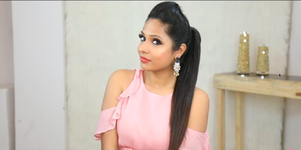 RavaliShekar's tweet photo. Wanna Look Stylish With A Modish Hairdo When You Are On To Work Places???
Then Follow My Write-Up: https://t.co/es6ZZCRNYE
#ShrutiArjunAnand #HighPuffPony #PonytailHairdo #HairstylesForOffices #Hairstyles #Ponytail #BeautyBloggers #BeautyTips #Beauty #Style https://t.co/jgGYIQZln8