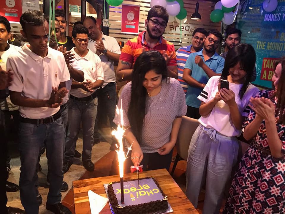 chai_break's tweet photo. Celebrated 2 years of Chai Break in City Centre 2 with our #amazingcustomers. 

#happycustomers #happytwo #celebrations #chaibreak #citycentre2 https://t.co/wSA2h1gdCd