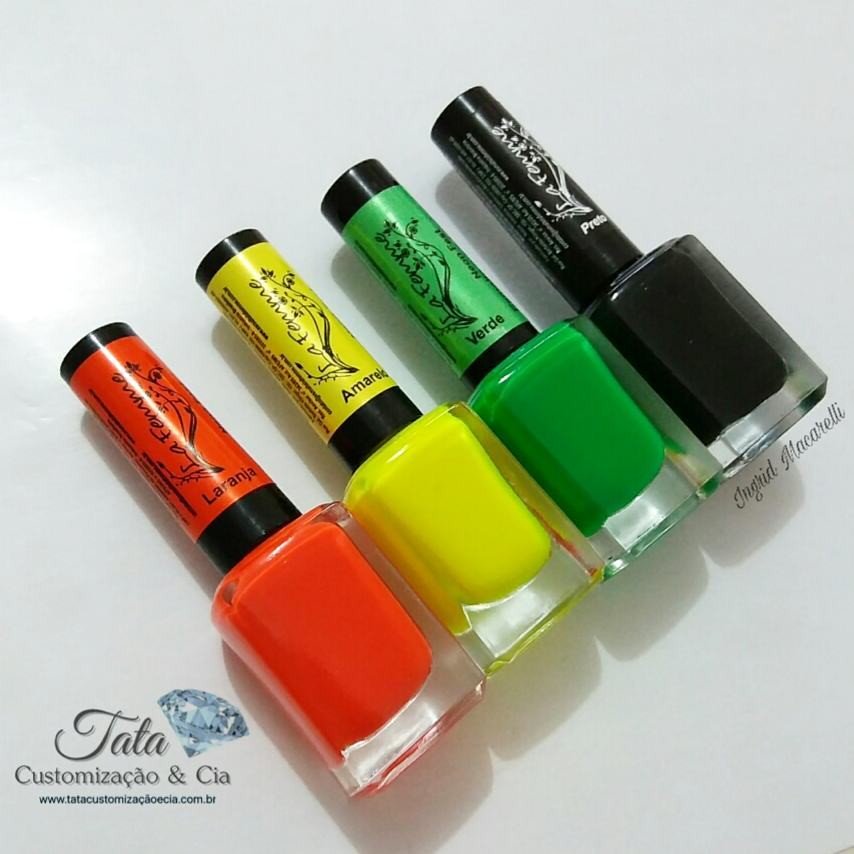 Nossos esmaltes para carimbo estão disponíveis na loja virtual 🖥️www.tata... instagram.com/p/Bhodzjsg_44