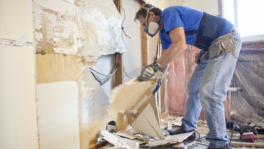 Great tips from Market Watch to consider before choosing financing for home improvement! on.mktw.net/2qDovpU