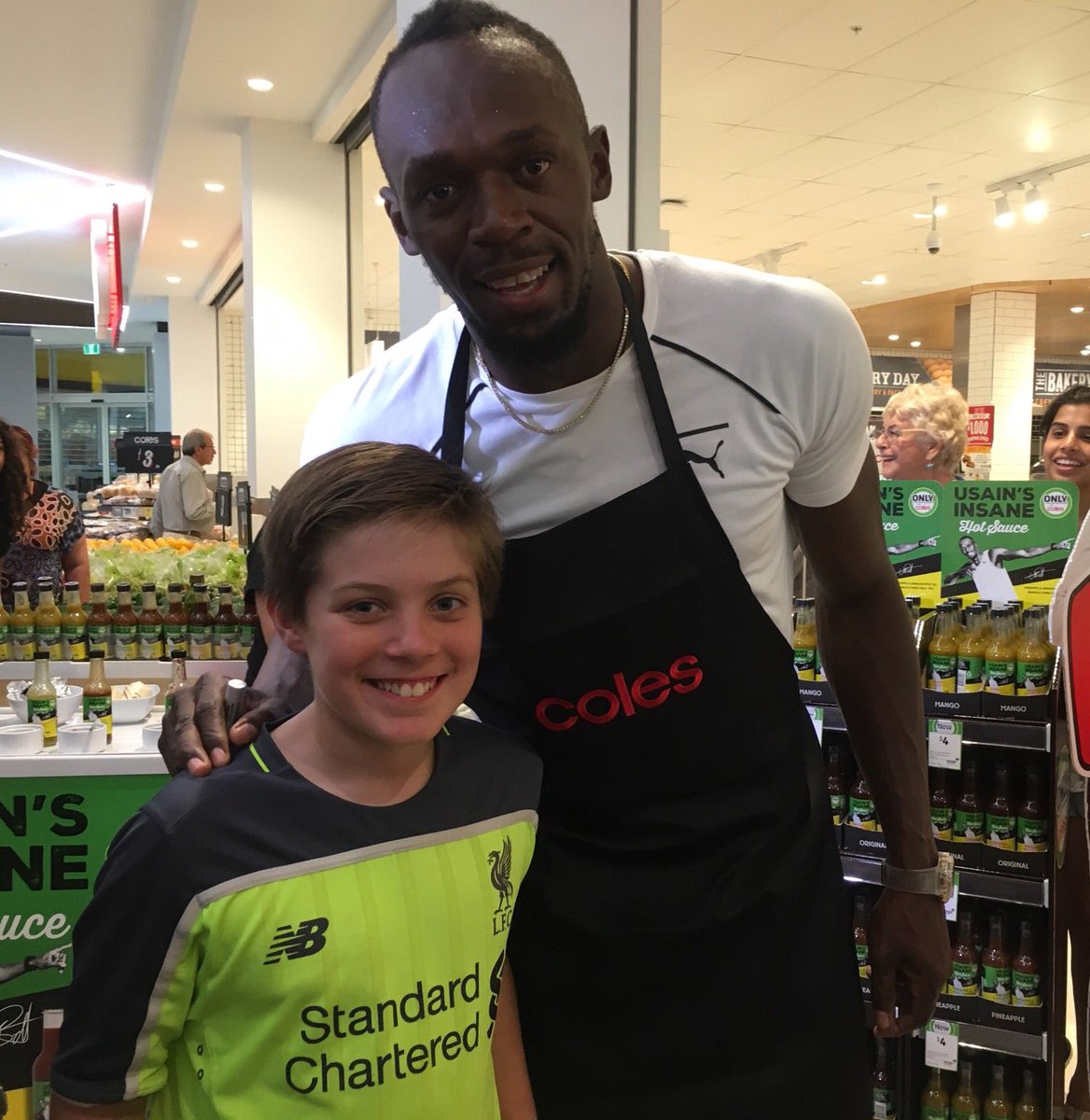 cozy_1976's tweet photo. How lucky was Liam to meet @usainbolt today!!! An absolute star with the kids too #fastestmanever 🇯🇲 https://t.co/5g78ibxuA7