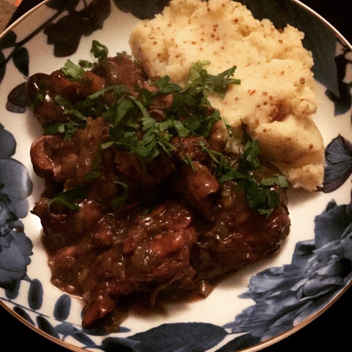 paulalovesmaps's tweet photo. On a diet but all I can think about is eating this dinner again #carbproblems #madefromscratch #homecooking #dietingproblems https://t.co/orcxVjQLmk