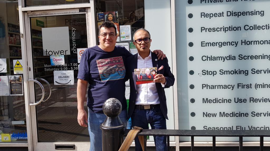 AbdalUllah's tweet photo. Great to have local business support (Raj from Tower Pharmacy) #wapping lane Supporting @AbdalUllah #locallad #teamwapping
Together we will work for #Wapping
#turnWappingLabour
@Wapping_Labour @WappingLondon @MayorJohnBiggs @LoveWapping https://t.co/KGT4OHUjgD