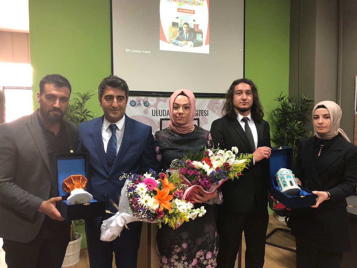 uludagproje's tweet photo. Uludağ Üniversitesi Proje Atölyesi PAKADEMİ Direktörlüğü tarafından Gençlik Kürsüsü etkinlikleri kapsamında Bursa Harmancık Kaymakamı Sayın Enis ASLANTATAR'ın konuşmacı olarak katıldığı "Türkiye: Yerel Yönetimlerde Yeni Vizyon ve Misyonlar" başlıklı söyleşi gerçekleştirilmiştir. https://t.co/QNvxIBcMeN