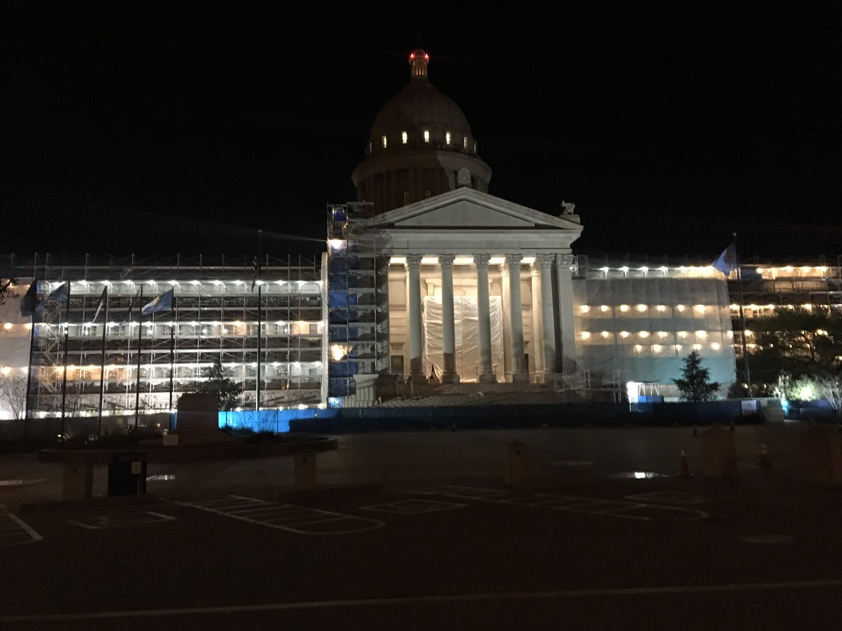 ShardaaGrayTV's tweet photo. Teachers are passing the torch to parents and volunteers this morning, asking them to continue the fight at the capitol. #WalkoutWatch https://t.co/EsnDk4XRD8