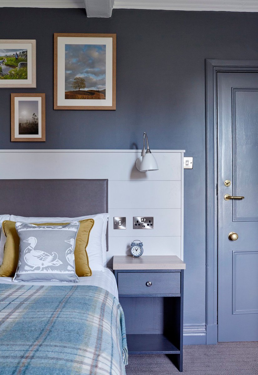Broseley's tweet photo. We love this @CandCHotels bedroom design by @oliver_redfern. Warm neutral tones mixed with comforting textural finishes for upcoming #countrylivinguk branded hotel.

#interiordesign #rennovation #hoteldecor https://t.co/1IWolkMh98
