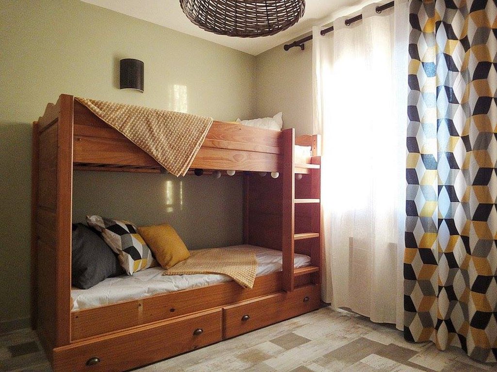 GitesdeFrance04's tweet photo. [NOUVEAUTE] Gîte La Lavandine G32271 pour 6 personnes à Valensole. Gîte  de charme totalement indépendant classé 3 épis, dans un quartier calme,  aux abords du village, bénéficiant d'un jardin clos arboré.
 https://t.co/G4AeU1qQ0D https://t.co/9kLilf3jnA