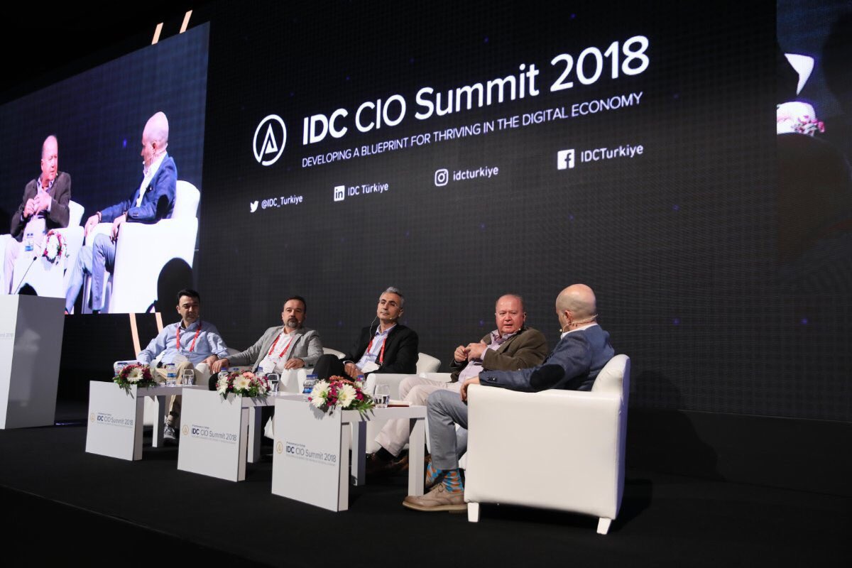 hakaninanir's tweet photo. Antalya @regnumcarya otelde, @IDC_Turkiye #CIOSummit2018 etkinliği açılış panelinde keyifli bir sohbetle deneyimlerimizi paylaştık.  CIO - CTO ya da CDO, ünvanımız ne olursa olsun; #dogatech ekibiyle, diijital dönüşümde de Türkiye’nin eğitim sektörü lideri @DogaOkullari . https://t.co/XVSpeJyBSW