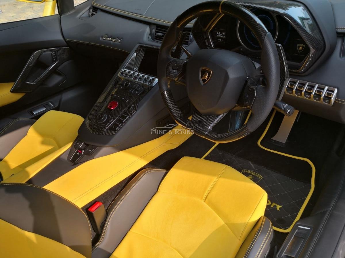 mineyoursM's tweet photo. 2014 Lamborghini Aventador 50th anniversary
- HRE Wheels
- IPE exhausts
- Novitec Carbon Fiber body kit
- Carbon Fiber interior upholstery
HKD4,380,000
https://t.co/VnCOUovDbU
#cars #Car #MYM #MYMCars #Lamborghini #LamborghiniHK #LamborghiniHongKong #HKCARS #HKCAR #HKAutomobile https://t.co/GY1buxpbCe