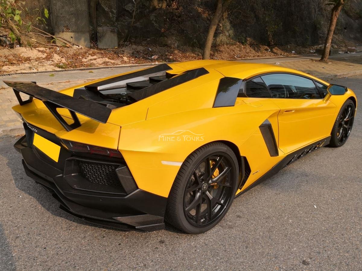 mineyoursM's tweet photo. 2014 Lamborghini Aventador 50th anniversary
- HRE Wheels
- IPE exhausts
- Novitec Carbon Fiber body kit
- Carbon Fiber interior upholstery
HKD4,380,000
https://t.co/VnCOUovDbU
#cars #Car #MYM #MYMCars #Lamborghini #LamborghiniHK #LamborghiniHongKong #HKCARS #HKCAR #HKAutomobile https://t.co/GY1buxpbCe