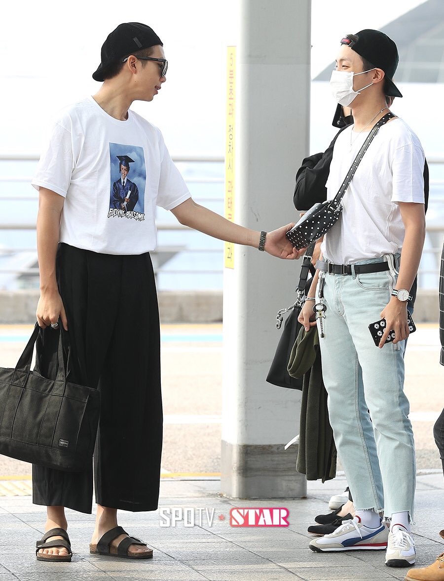 호비의 도토리가방🌰 Hobi's acorn bag🍀 ホビのどんぐりカバン🍂 #BTS