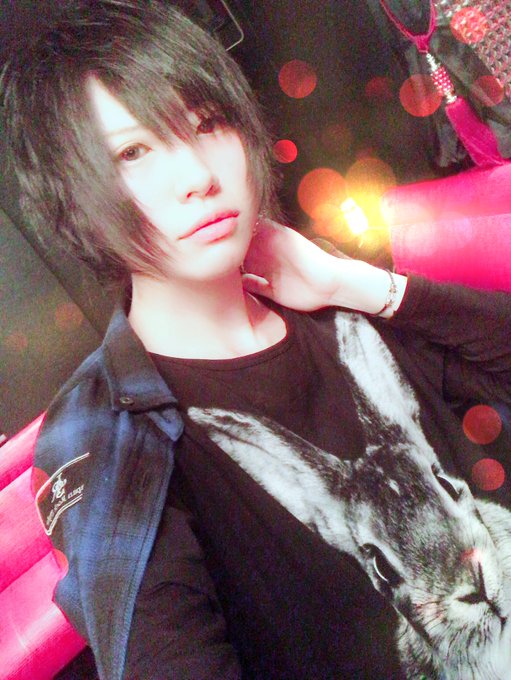 男装ホストのtwitterイラスト検索結果 古い順