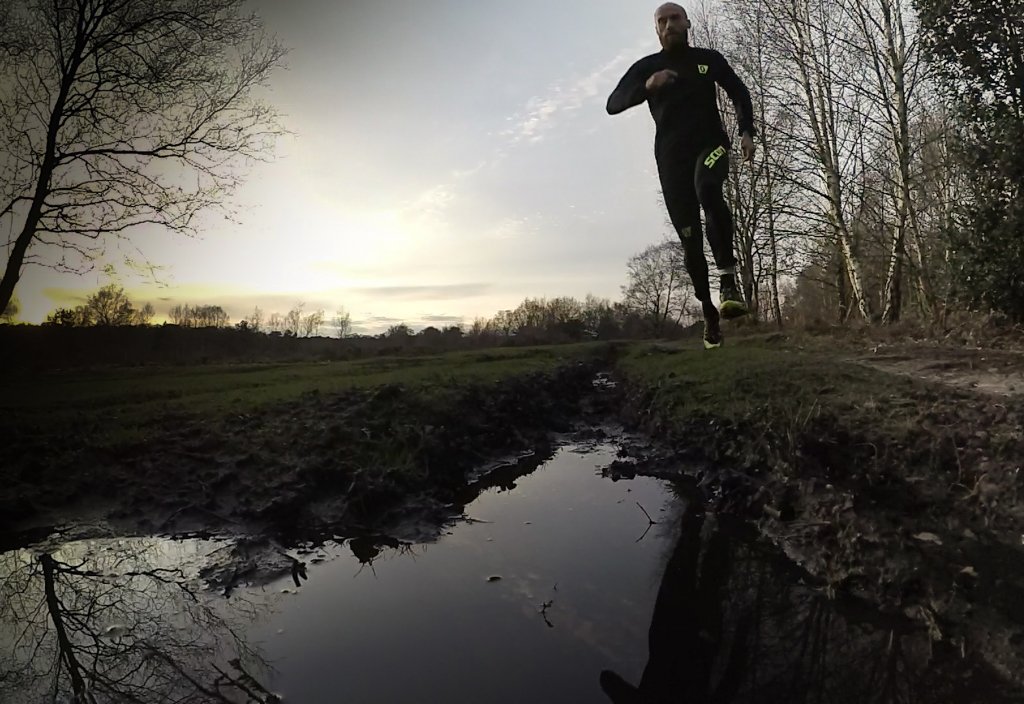 268miles's tweet photo. Less than 4 weeks to my attempt to record the fastest known time over the 268 miles of the Pennine Way. Running 120 miles each week and On track! @scottrunning @JuicyFuel #trailrunning #ultarunning #NOSHORTCUTS #ScottRC @groughmag @TrailRunningMag #loverunning #268miles @suunto https://t.co/Tr3HDxqhaH
