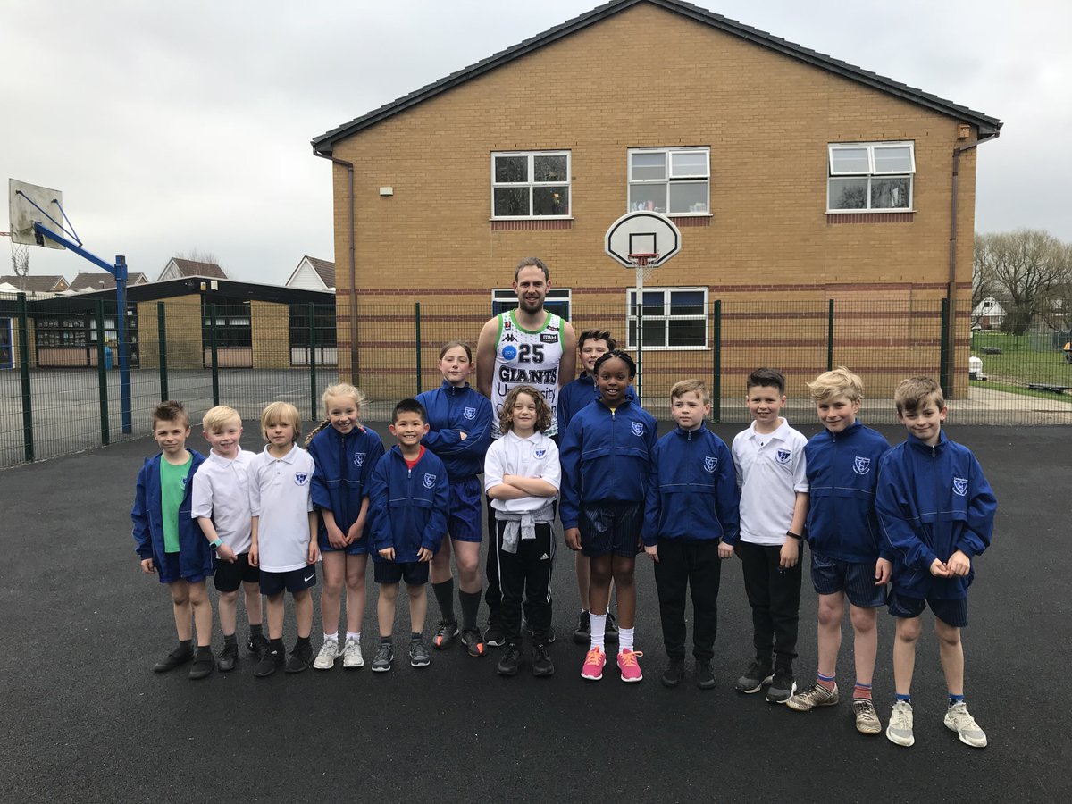 McrGiants's tweet photo. Great to spend some time filming with @CarletonGreenPS last week and welcome them to the Giants game against @officialraiders on Friday.

@MarkRBasketball flying the 🏀 flag!

#GiantsFamily #BritishBasketball https://t.co/xpkO8WzmYm
