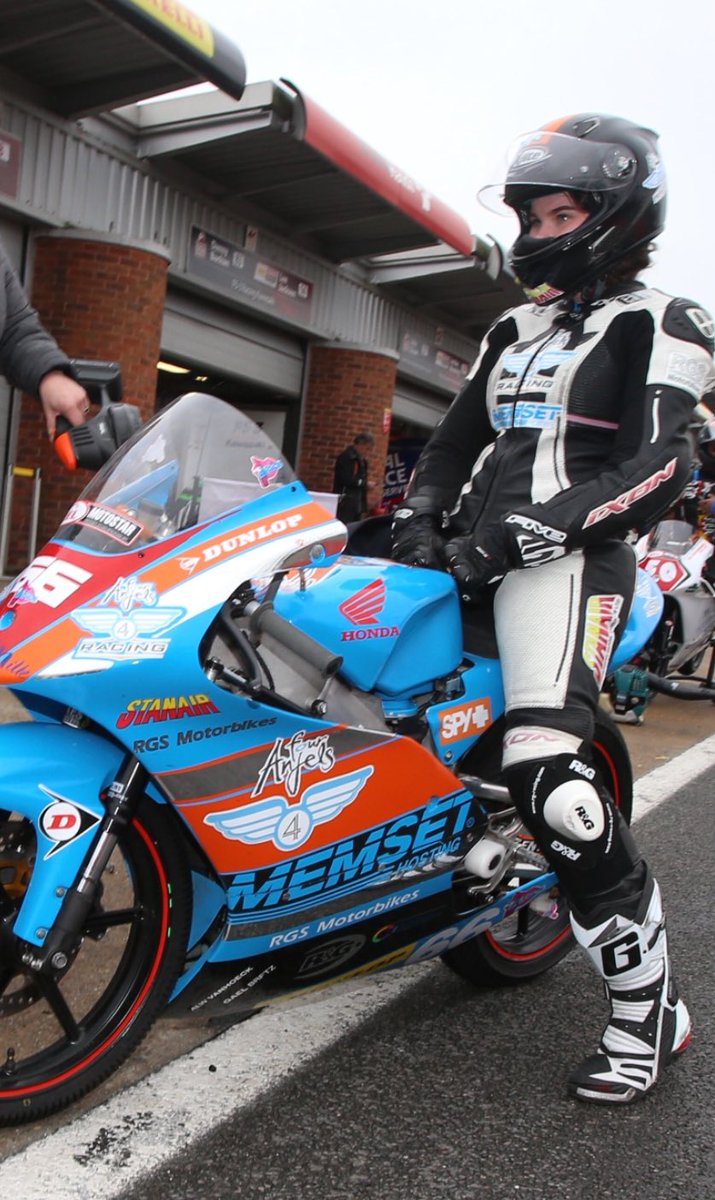 abbz_thomas76's tweet image. @motogearUK @nolanxliteuk @IxonCom @GaerneWorld thanks for the support and keeping our fast young lady safe.! #properkit.