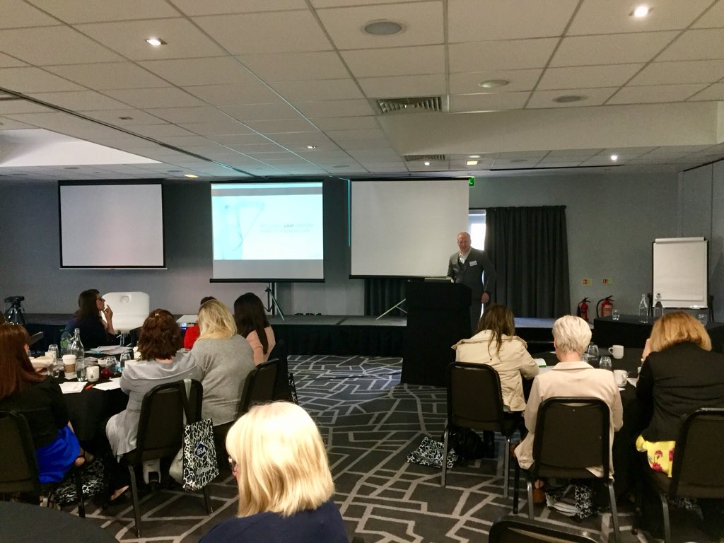 Darren Hayward from @fertilefrog sharimg his top tips and advice on improving your website visitor experience and boosting visitor numbers #BusinessAdvice #Aesthetics #Education