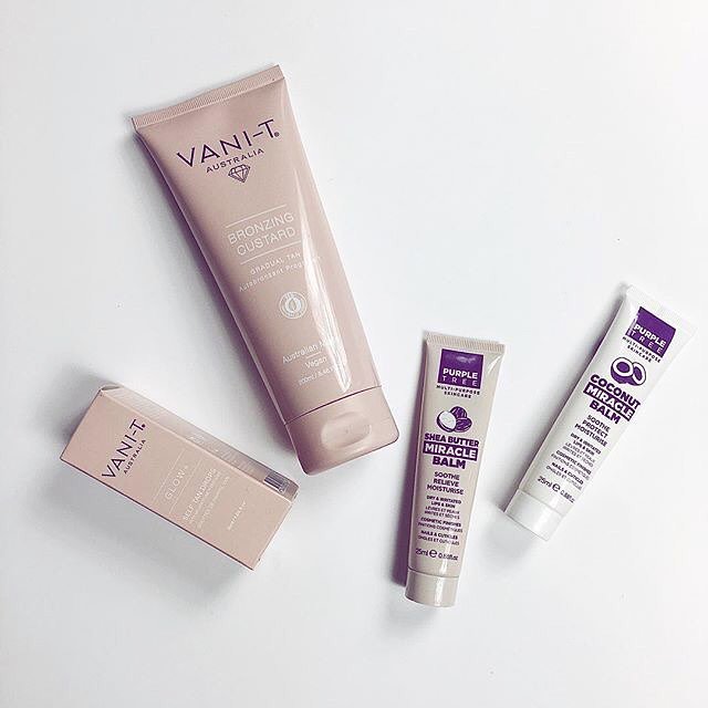 PurpleTreeSkin's tweet photo. Our #MiracleBalms are perfect for when you tan, use on hands, elbows and knees to make sure your tan looks super natural! ๐ธ #summervibes
Love it, thank you @WildeAboutTan ๐๐Bronze Custard & Glow+ the ultimate Queens of the gradual tan game #vanittan ๐ธ๐ฝ #bbloggeruk https://t.co/nBBdVmZwb7