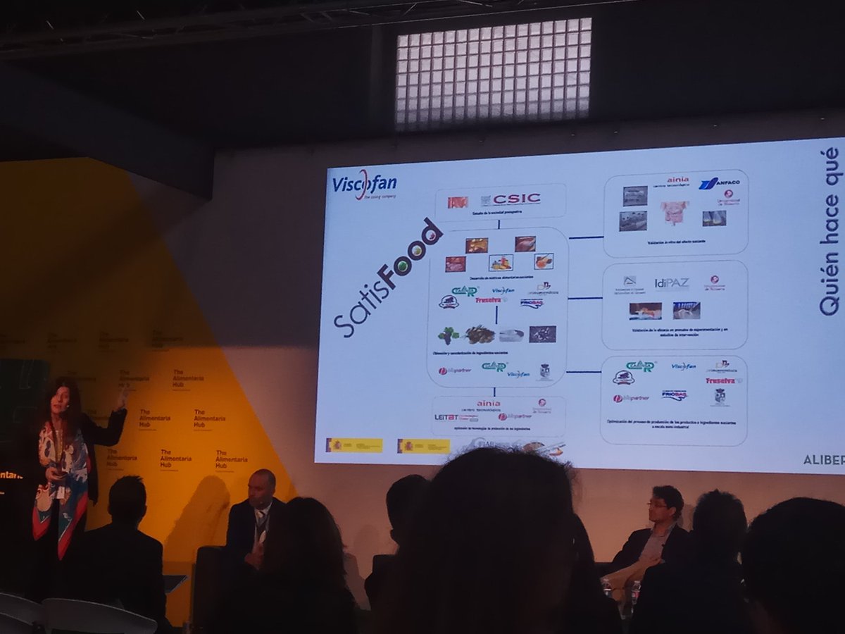 RaquelByR's tweet photo. En #ALIBER18 de @esFIAB se ha presentado #SATISFOOD, otro consorcio de empresas apoyado por @CDTIoficial para la #innovación en el diseño de alimentos con capacidad saciantes en el que participan @Grupo_CARINSA, @Matarromera @anfacocecopesca @friobas... https://t.co/EPX2wkZBAz