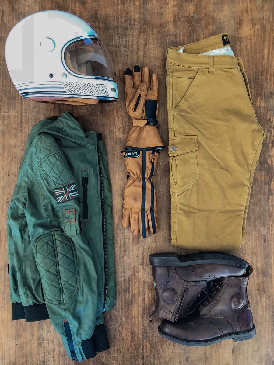 bycityofficial's tweet photo. Empezamos la semana con este #outfit #forhim ¿Os gusta? 🤘🏼#bycity https://t.co/4N261lPTYt