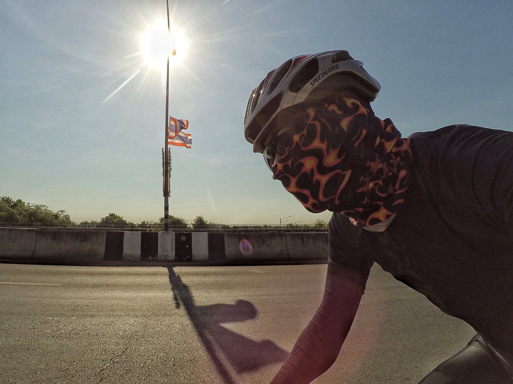 aum_889's tweet image. ปั่นไปไหนกันวันหยุด... #swiftcarbonthailand #shareyourswift #swiftcarbonbikethailand #hypervox
#myswiftcarbon #swiftcarbonhypervox
#swiftcarbon #swiftcarbonbikes 
#letsbike #letsbikebygoro #letsbikeshop
#คนเดียวก็ไป #คนเดียวก็ปั่น 
#แค่พอใจอะไรก็ได้