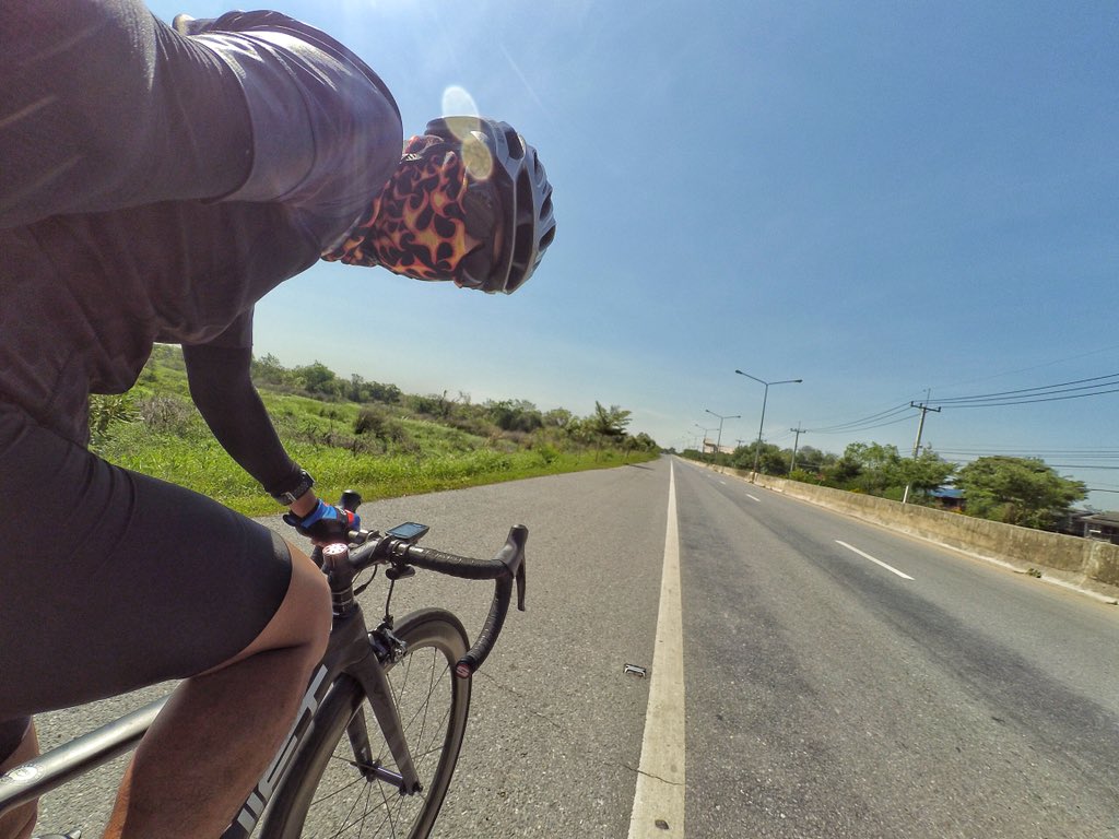 aum_889's tweet image. ปั่นไปไหนกันวันหยุด... #swiftcarbonthailand #shareyourswift #swiftcarbonbikethailand #hypervox
#myswiftcarbon #swiftcarbonhypervox
#swiftcarbon #swiftcarbonbikes 
#letsbike #letsbikebygoro #letsbikeshop
#คนเดียวก็ไป #คนเดียวก็ปั่น 
#แค่พอใจอะไรก็ได้