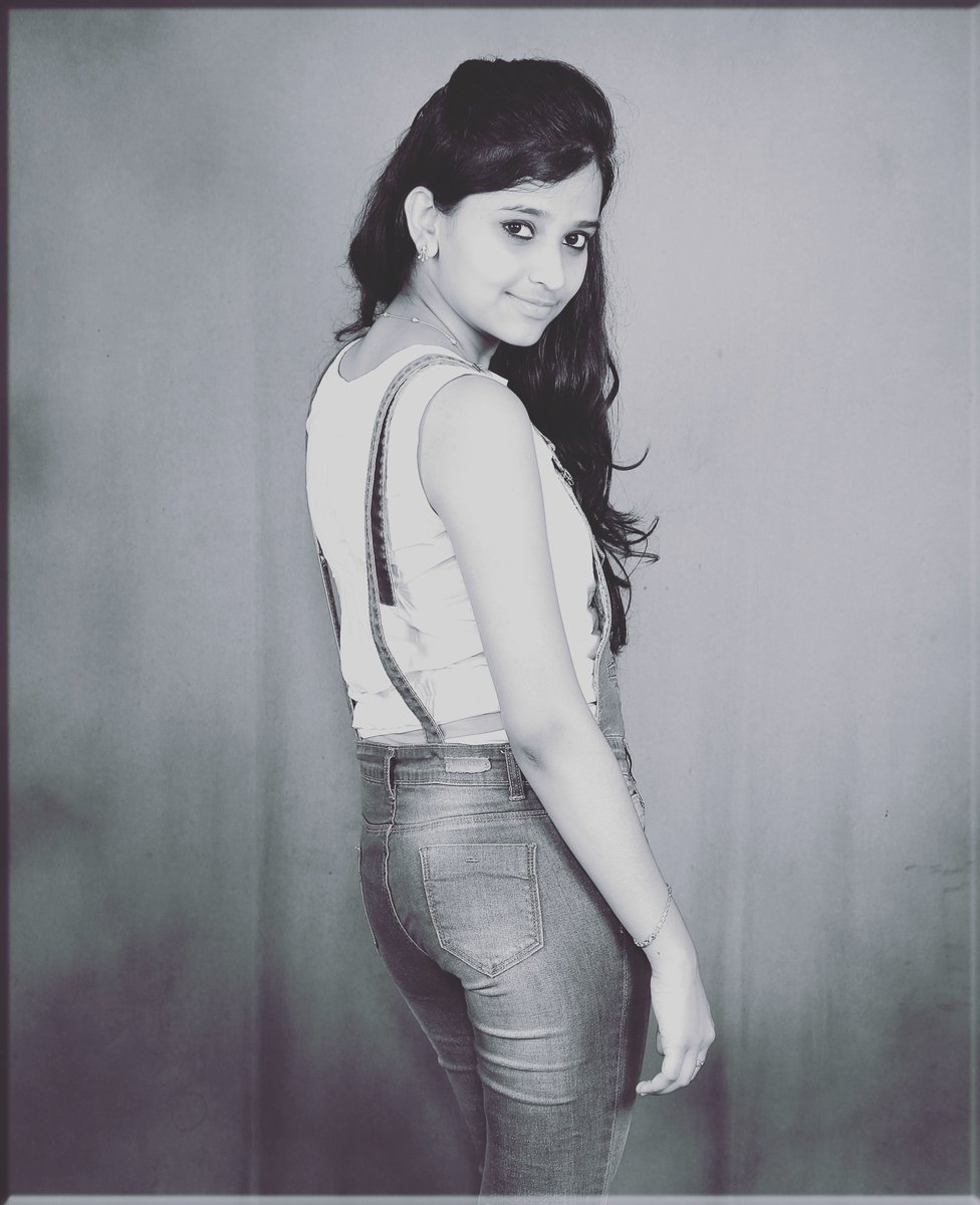 Harshithasinger's tweet photo. If you believe in yourself, everything is possible. 
#HarshithaSubramanya
#Beleiver https://t.co/llaTSroCcc