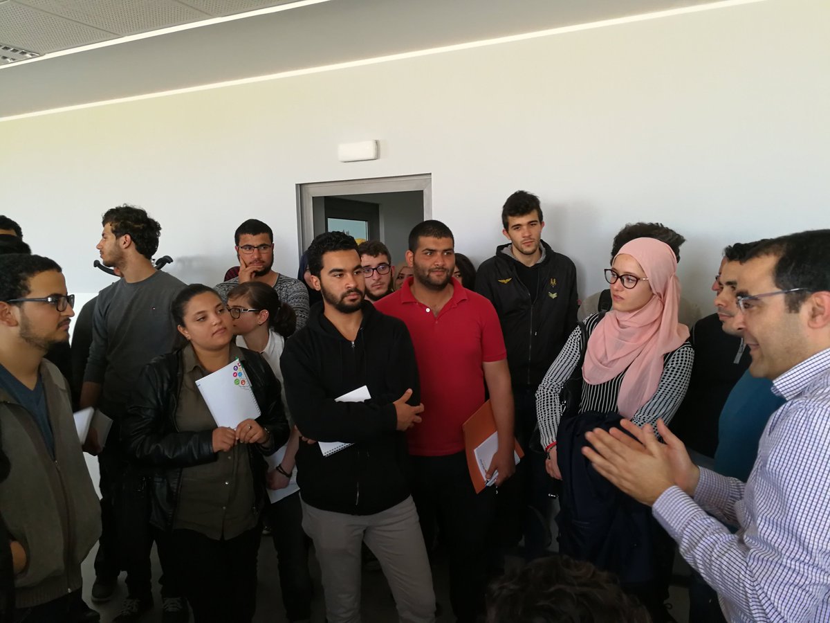 ProxymGroup's tweet photo. Nous sommes heureux d'avoir participer à la journée de carrière  organisée par l'@ENISo mercredi dernier, 11 avril et d'avoir accueilli ses jeunes étudiants talentueux au sein de notre entreprise. #YourDigitalWings #Challenge #Innovation https://t.co/2jHsOy0Waj