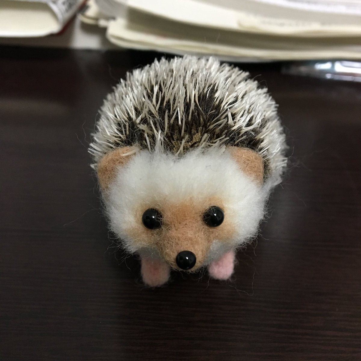 laurier0215's tweet photo. お友達が作ってくれました🤗 羊毛フェルトでこんなことできるとは👀 https://t.co/rbYzmfuQnG