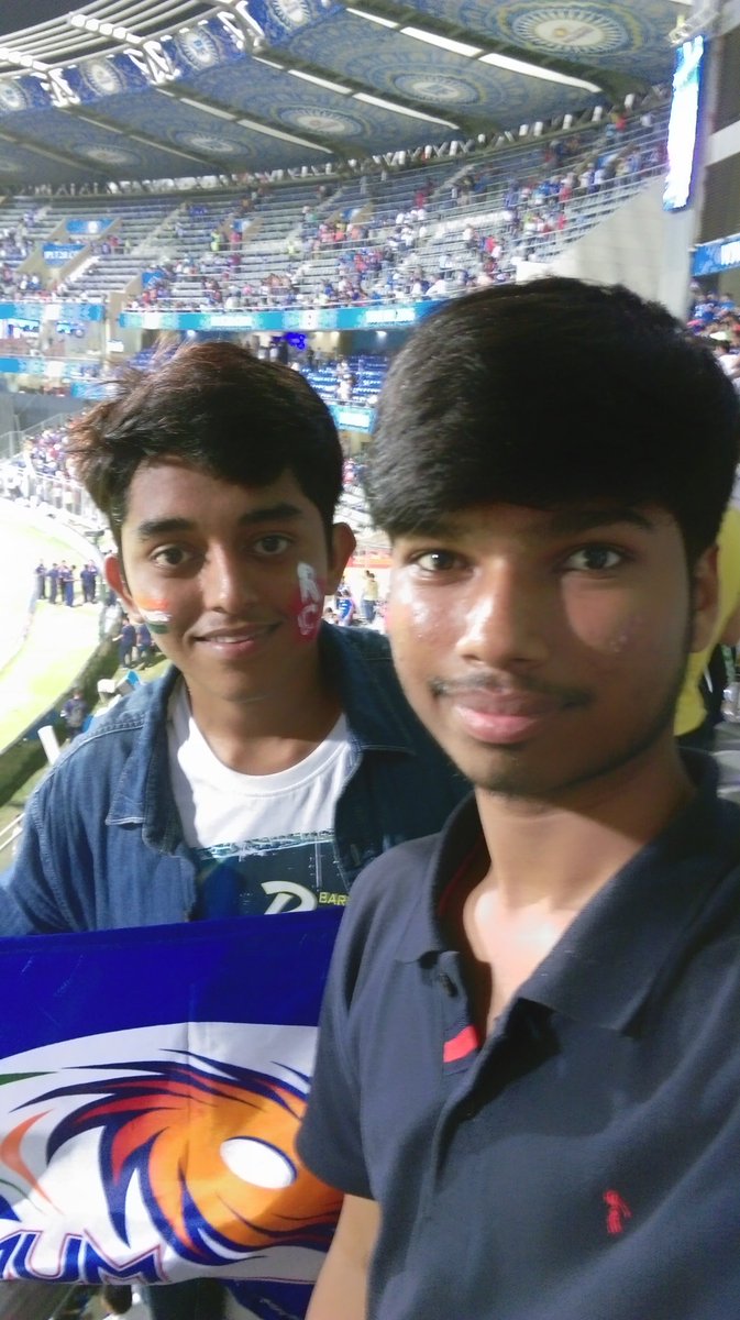 Sv1297Verma's tweet photo. @Vivo_India What a match it was last year as @mipaltan won against @RCBTweets.
Had a great experience and cheering for @mipaltan.
Looking forward for #MIvRCB on Tuesday as @mipaltan will go all guns blazing against @RCBTweets for there biggest win.
@Vivo_India #VIVOIPL
#PerfectFan #VivoIndia https://t.co/s9DcmGLkWg