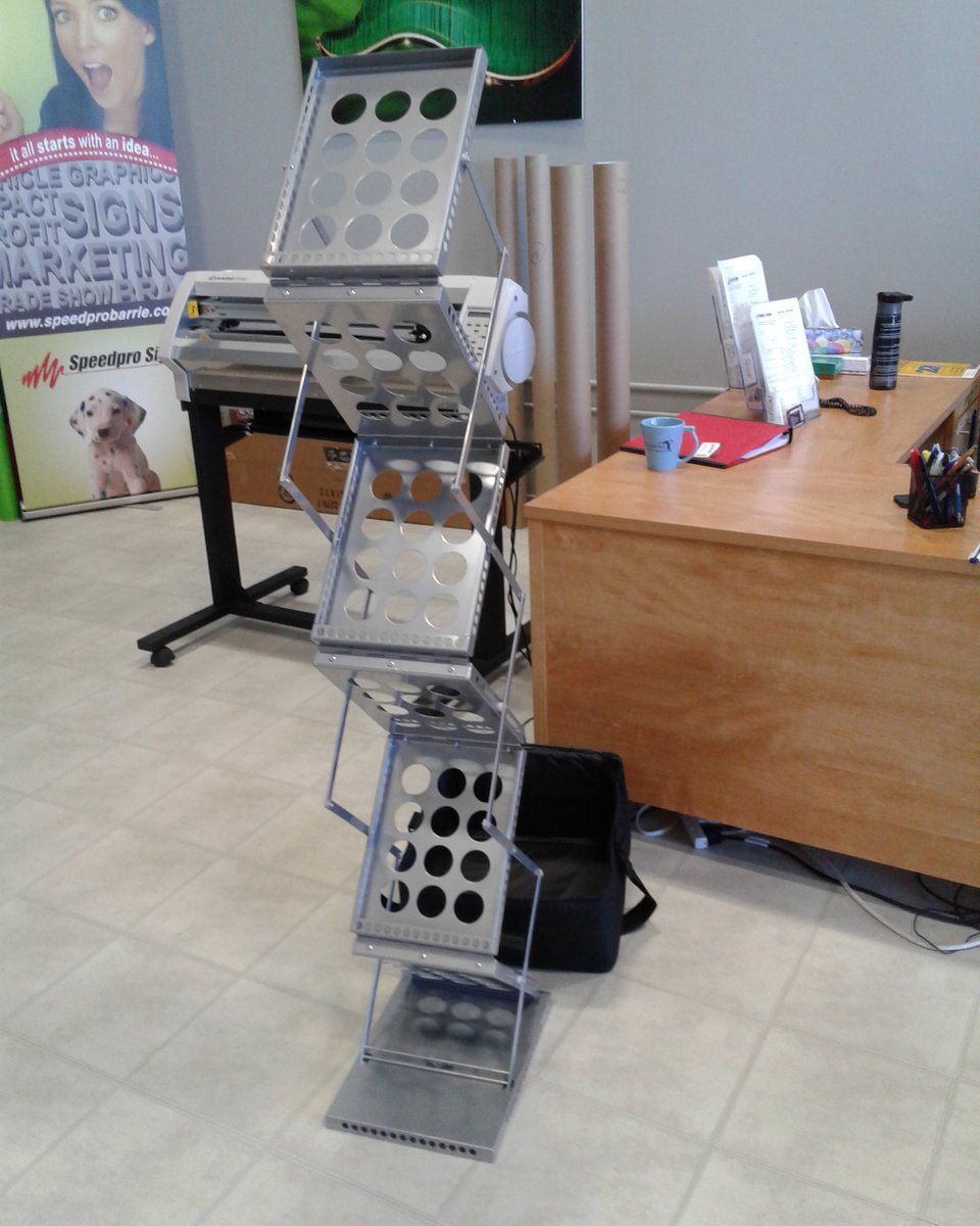 SpeedproBarrie's tweet photo. Happy to provide these 3 key ingredients for a successful #tradeshowbooth to @KurtStahle and Simcoe Plastics #tablerunner #retractablebannerstand & #literaturerack https://t.co/xV1BGK14u6