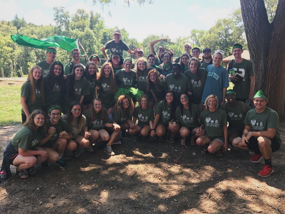 lbk_foundation's tweet photo. REGISTRATION IS OPEN!! SIGN UP SIGN UP SIGN UP!!!! Incoming freshmen or transfer students: sign up for foundation camp today!!! This camp will love you well and connect you to other freshmen and transfer students!!! **LINK IN BIO** 
#COMMUNITY #TTU22 #techrec18 #rro18 https://t.co/Tox323AIIq