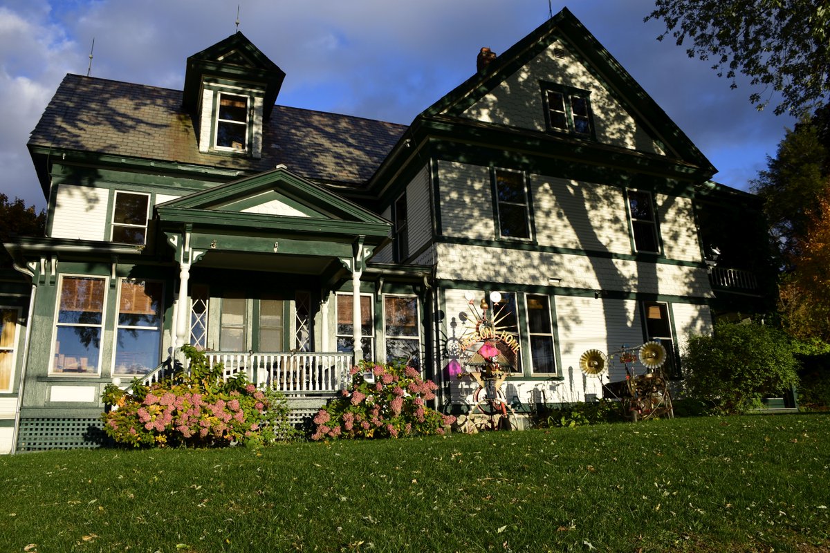 MtPhiloInn's tweet photo. Days of summer are coming! (We think!) Have you made your plans to visit Vermont yet? #VisitVT #VermontVacations #mtphiloinn https://t.co/J4PabzGgBu