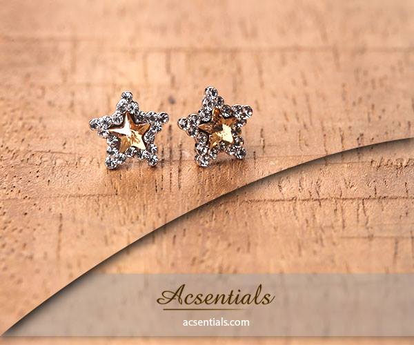 AcsentialsIndia's tweet photo. Star Shaped Stud Earrings made with Elements from Swarovski
View Product: https://t.co/3XRHx0OMvM
#SwarovskiCrystals #FashionAccessories #Acsentials #Earrings https://t.co/cv8qVrZFiT