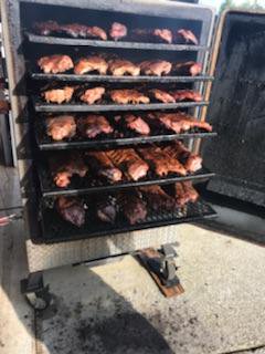 RWrightOnQ's tweet photo. Kept the @assassinsmokrs busy this weekend not only did we do 20 butts we also did 36 slabs of @SmithfieldFoods ribs. #bbq https://t.co/hjKjbhCNS2