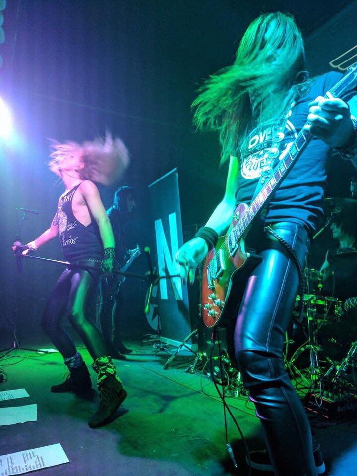 JohnOxley777's tweet photo. Discover this brilliant ( New Song ) &amp; Video #Take_Control by @OTI_Band Female - fronted five piece hard rock band from Northampton! Over The Influence - Take Control [Official Video] https://t.co/avtsFxx8zY via @YouTube https://t.co/3RAeNZlL9Q