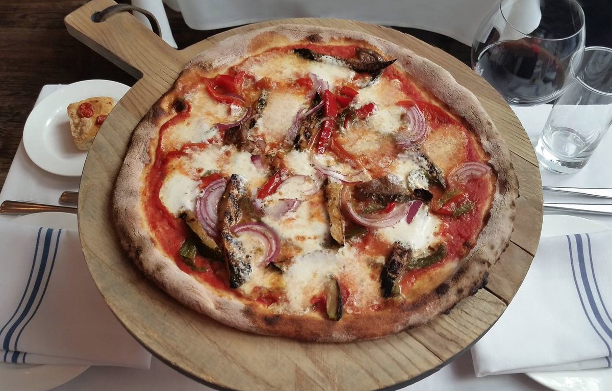 trattoria_im's tweet photo. The #DayOfTheMushroom demands a Truffle Funghi Pizza, featuring delicious Black Truffle, Shiitake and Silver Dollar mushrooms.
To reserve your table, please call 212.777.8448 https://t.co/MMjS2fudgQ