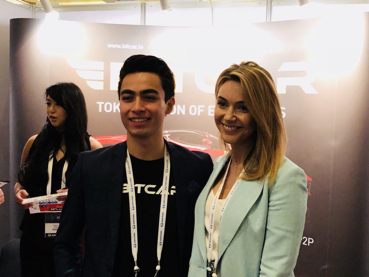 GausTrade's tweet photo. Photo with Founder Anna. #GausTrade #Dubai #2018 https://t.co/lrIPgeT56F