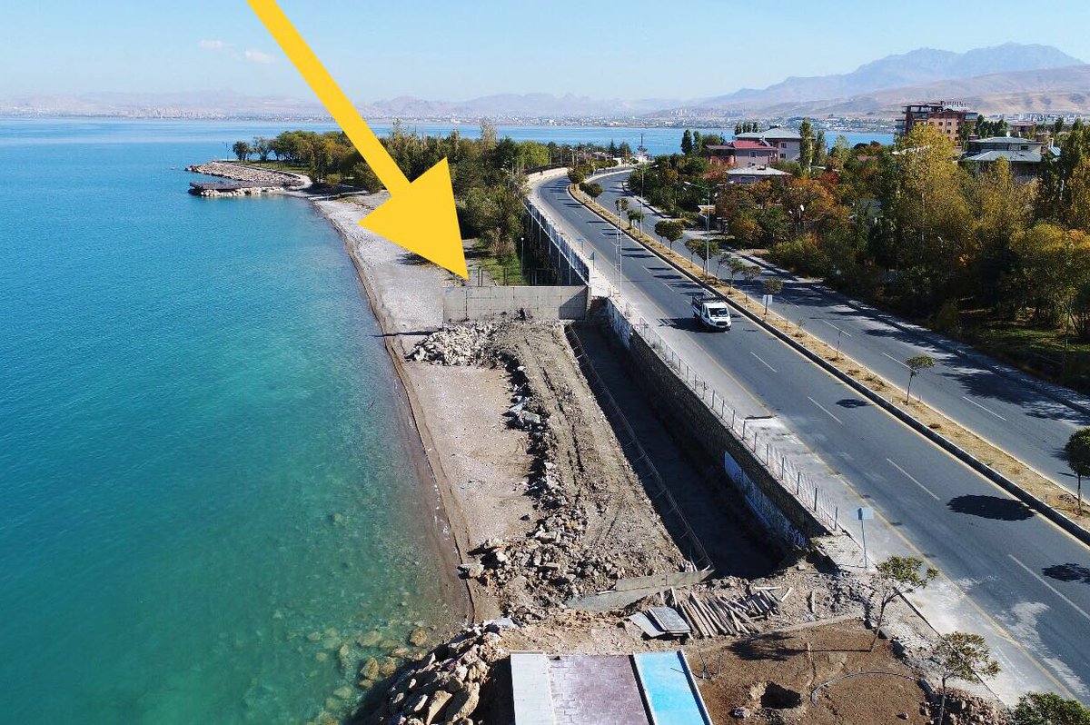 Sayın Cumhurbaşkanımız Van’da Turizm alt yapı yatırımları tamamlansın talimatını verdi.
Edremit’de yapılan sahil bandı projesini engelleyen Karayolları 11 Bölge md.kampı ve utanç duvarı kaldırılsın.
<a href="/BestepeCB/">RTE FAN</a> @valizorluoglu <a href="/atifcicekli/">Doç. Dr. Atıf Çiçekli</a>