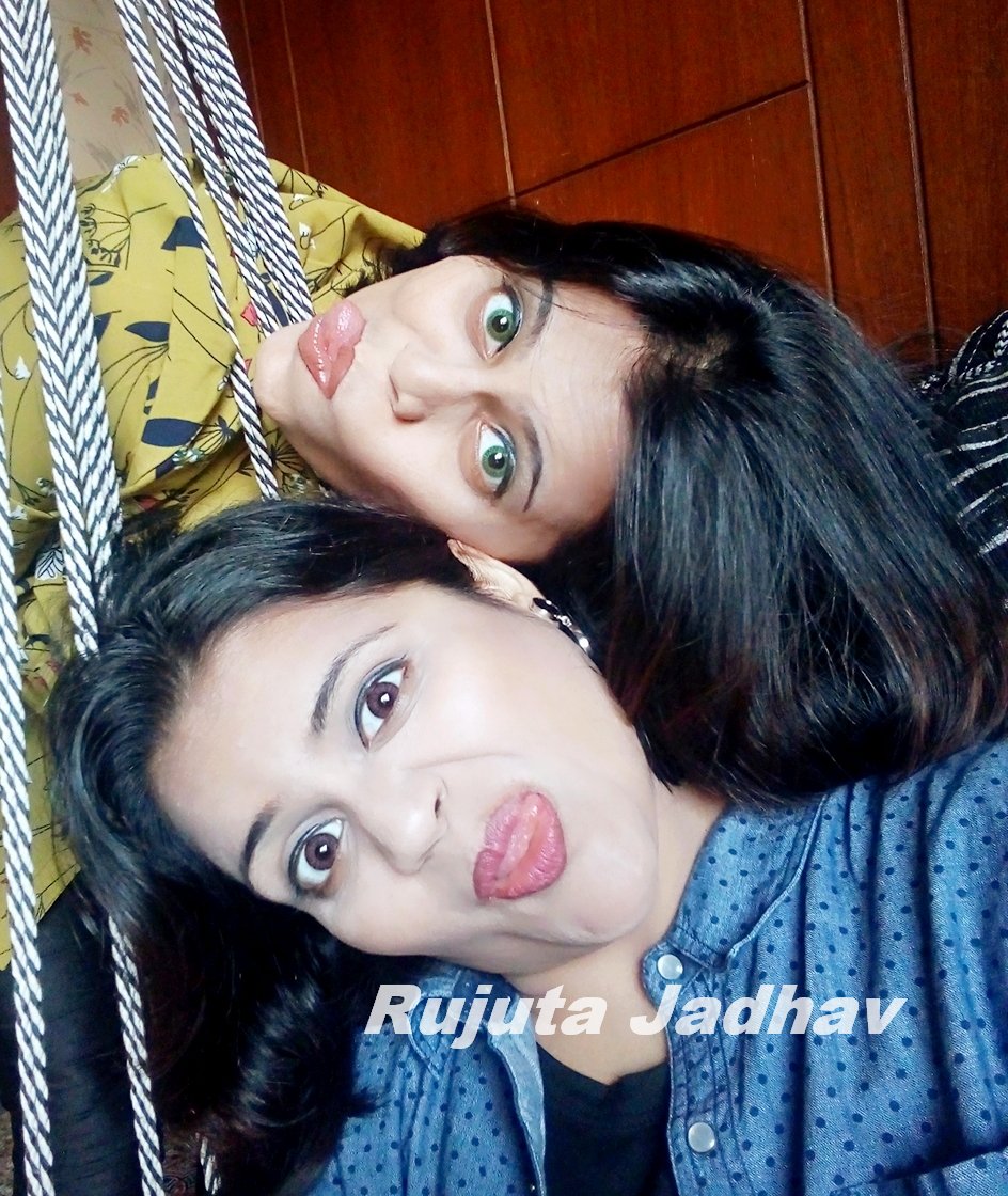 rujulicious's tweet photo. @DramebaazDelhi @Contest_Hub @Contest_in My friend @poonam_216 has obsession 4 horror movies..She always ends up scaring d shit out of me by showing me some scary stuff..I can always find her narrating some creepy stories. She is sch a Drama Queen who never fails to add spice to my life. #Dramebaaz #ComingToRule https://t.co/GnxQI8iFuV