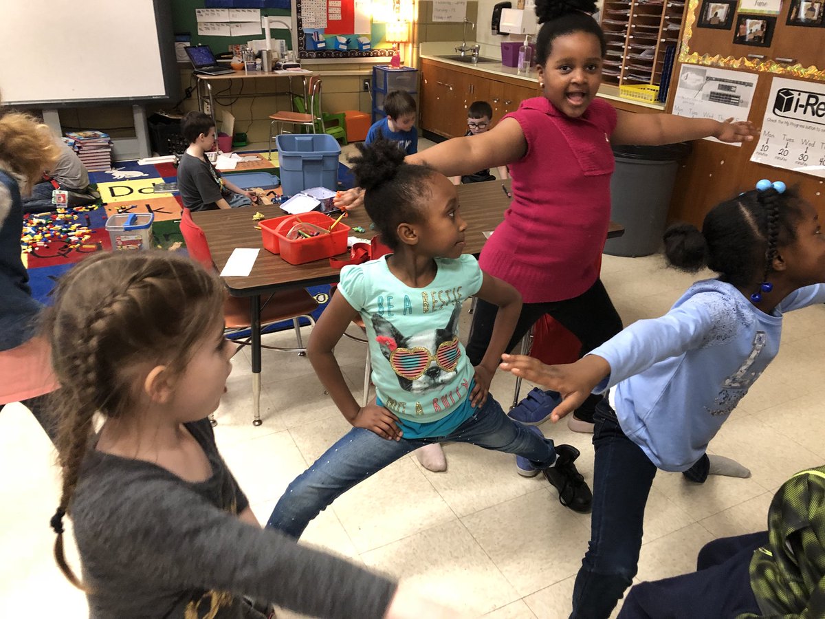 MissRobertson01's tweet photo. Indoor recess again... yoga it is! https://t.co/kbuWiVYpBP