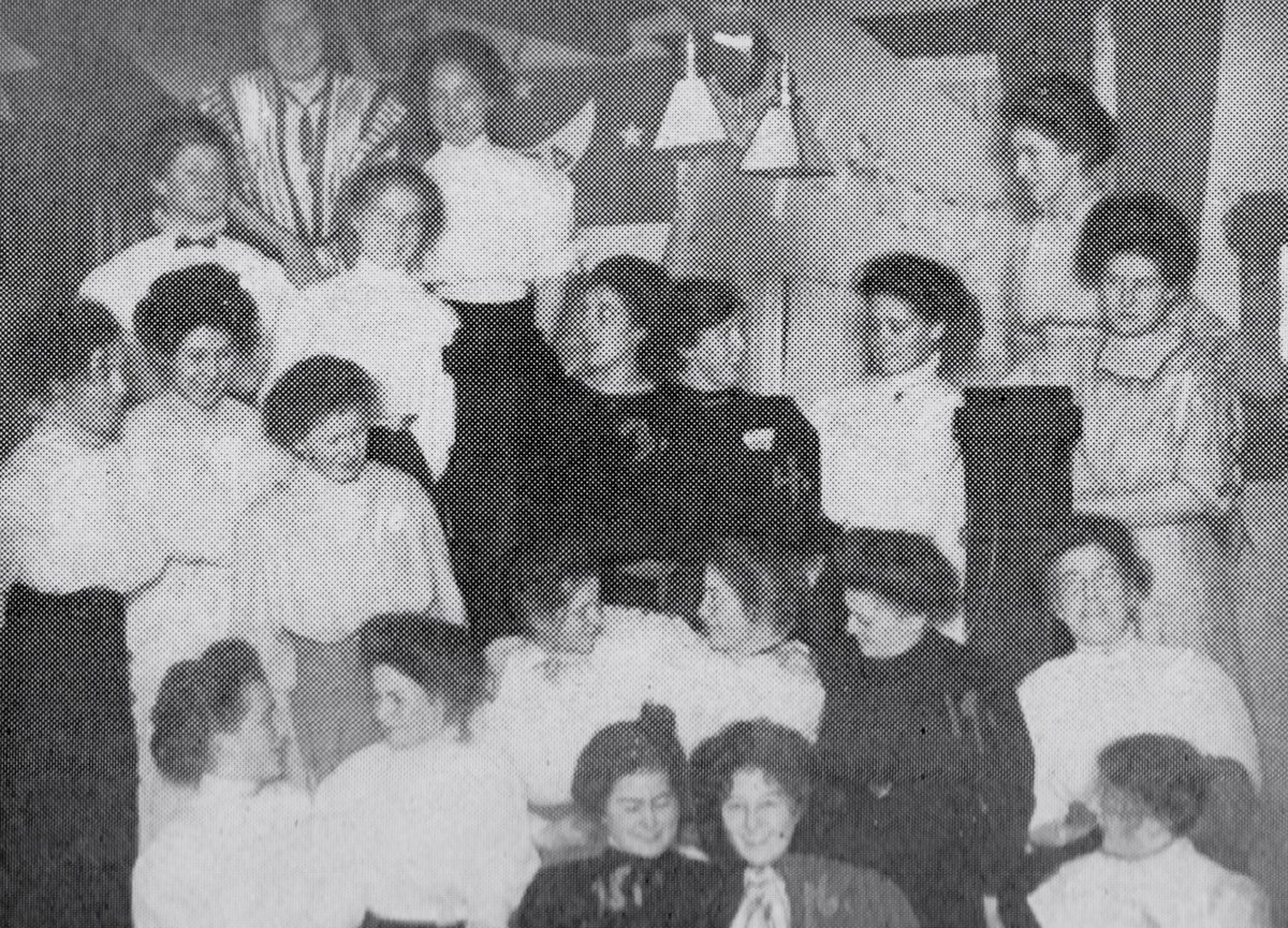 OTD: 4/16/1909 <a href="/UWchiomega/">UW Chi Omega</a> was installed <a href="/UW/">University of Washington</a> <a href="/uwnews/">UW News</a> <a href="/UWPanhellenic/">UW Panhellenic</a> <a href="/UWalum/">UW Alumni</a> <a href="/uwlibraries/">UW Libraries</a> #chartermembers