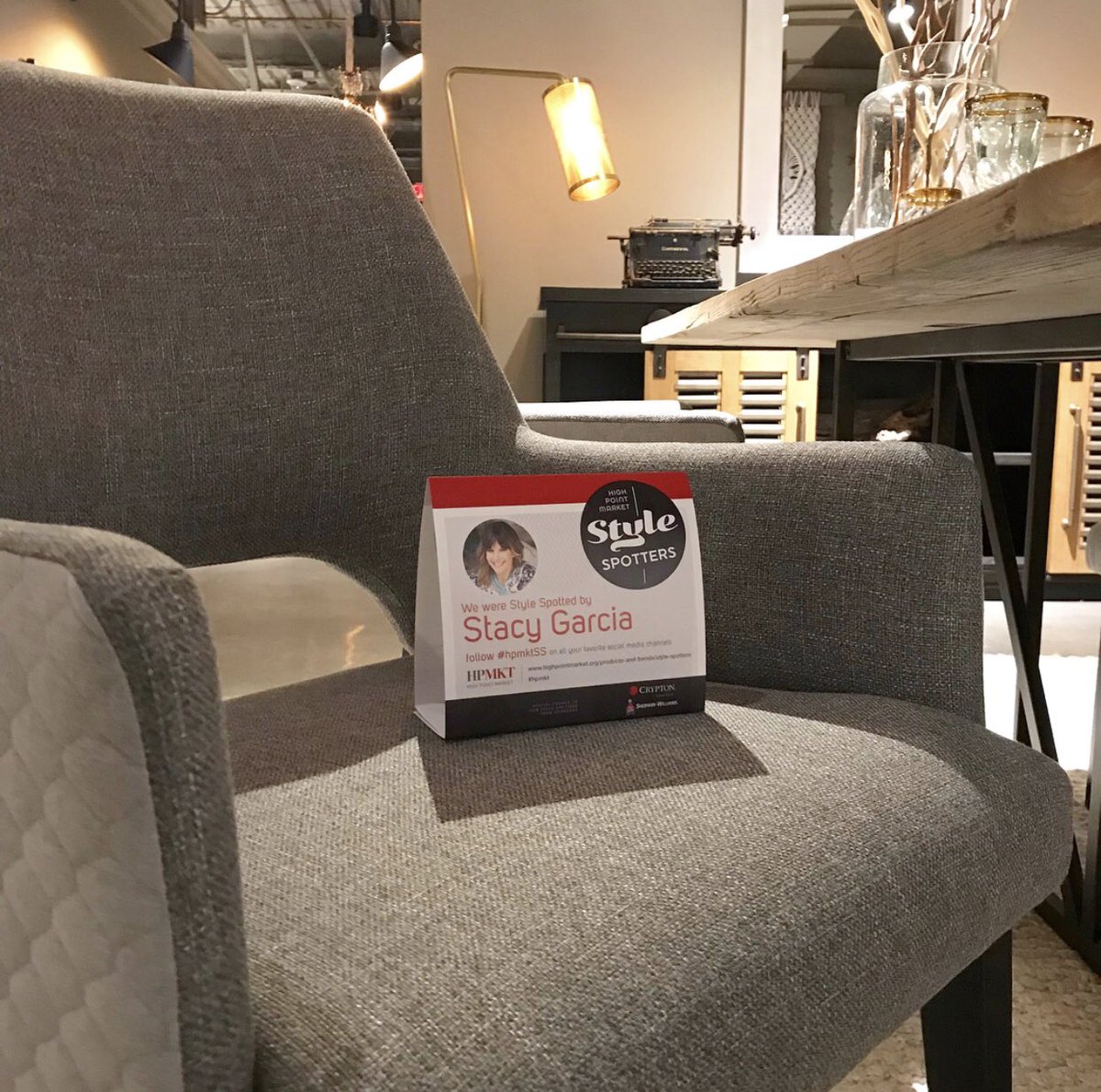 ToTheTradeUF's tweet photo. It is Monday and we are feelin’ fine! A chair from our @universalfurn SPACES collection was just #stylespotted by @stacygarciainc! Thanks for the love, Stacy! 🎉
#hpmkt #hpmktss #stylespotted #furnituremarket #spaces #smallspaceliving #highpointmarket #universalfurn https://t.co/nHYXnBPpZd