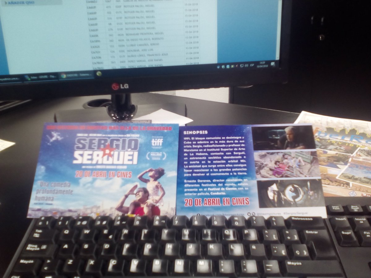 javi4dx's tweet photo. Llegaron los flyers de la película #SergioySerguéi y tenemos muchas ganas de verla.  #SomosURE #URE @BTeamPictures #MirStation @MediaproCine #Radioaficionados https://t.co/0gfxT5hd1R