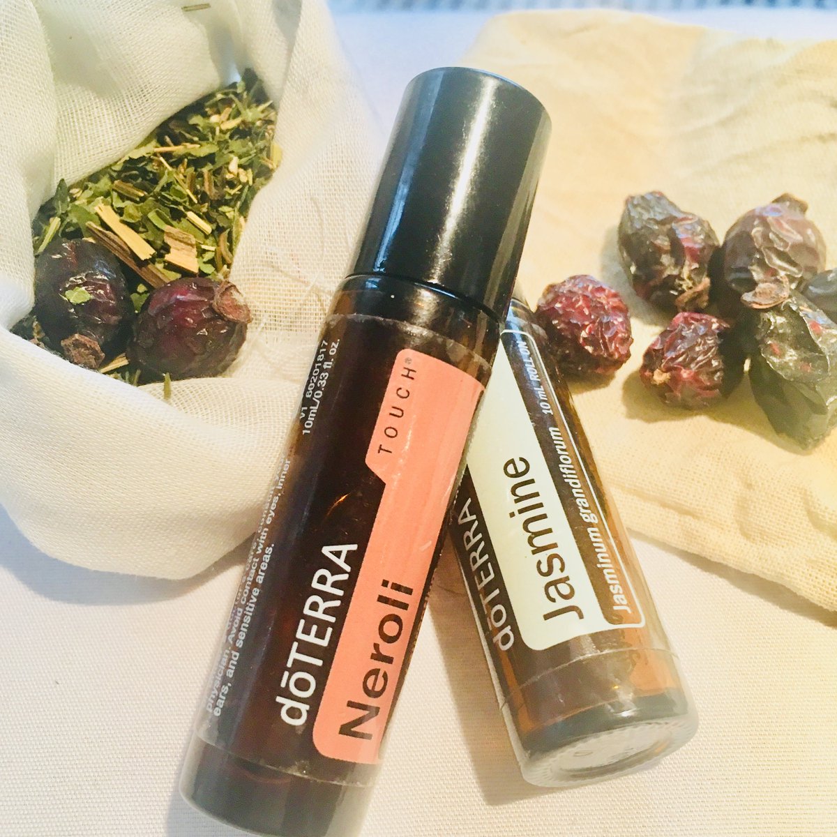 New Offerings in my ETSY shop.  SPRING blossom SUPPORT plus delicious herbal​ tea blends for nourishment and delight. Spring kits of worth!