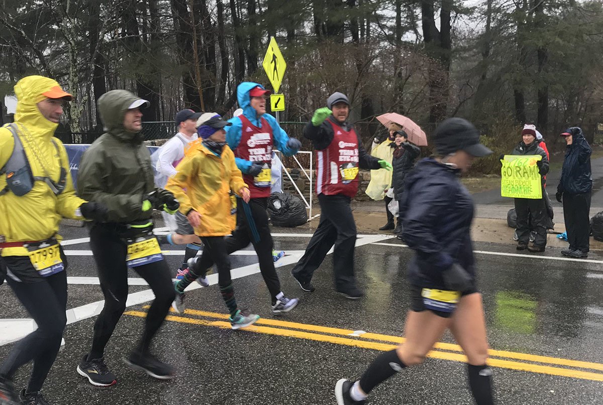 Operation Airway runners from <a href="/TeamEyeAndEar/">Team Eye and Ear</a> making the trek! #BostonMarathon #TogetherForward