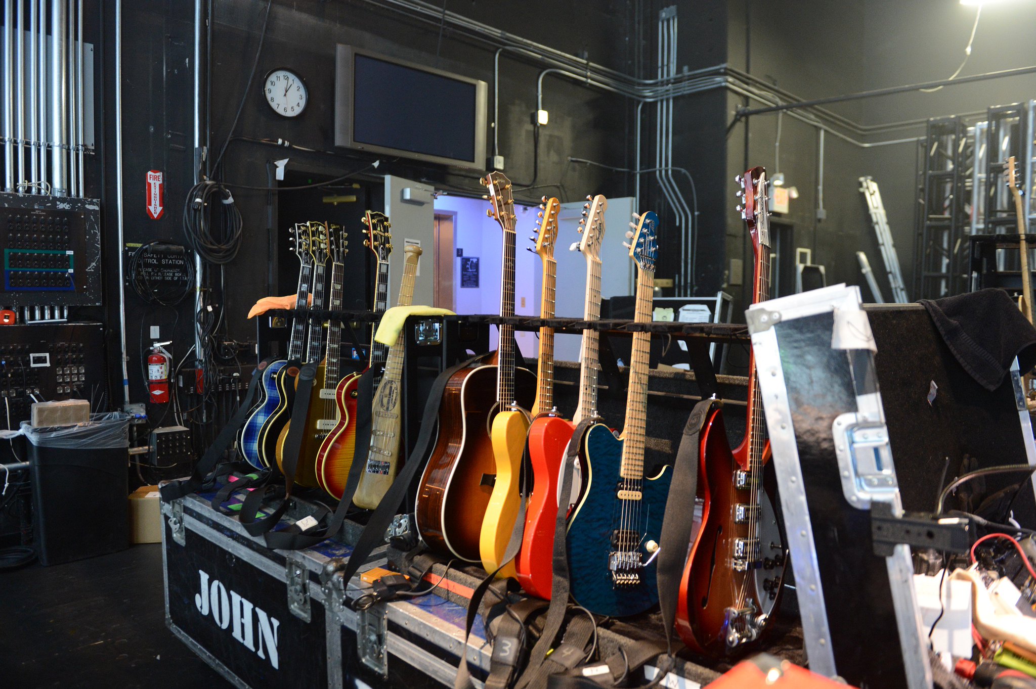 John Fogerty on Twitter "Vegas is up around the bend! Shows starting