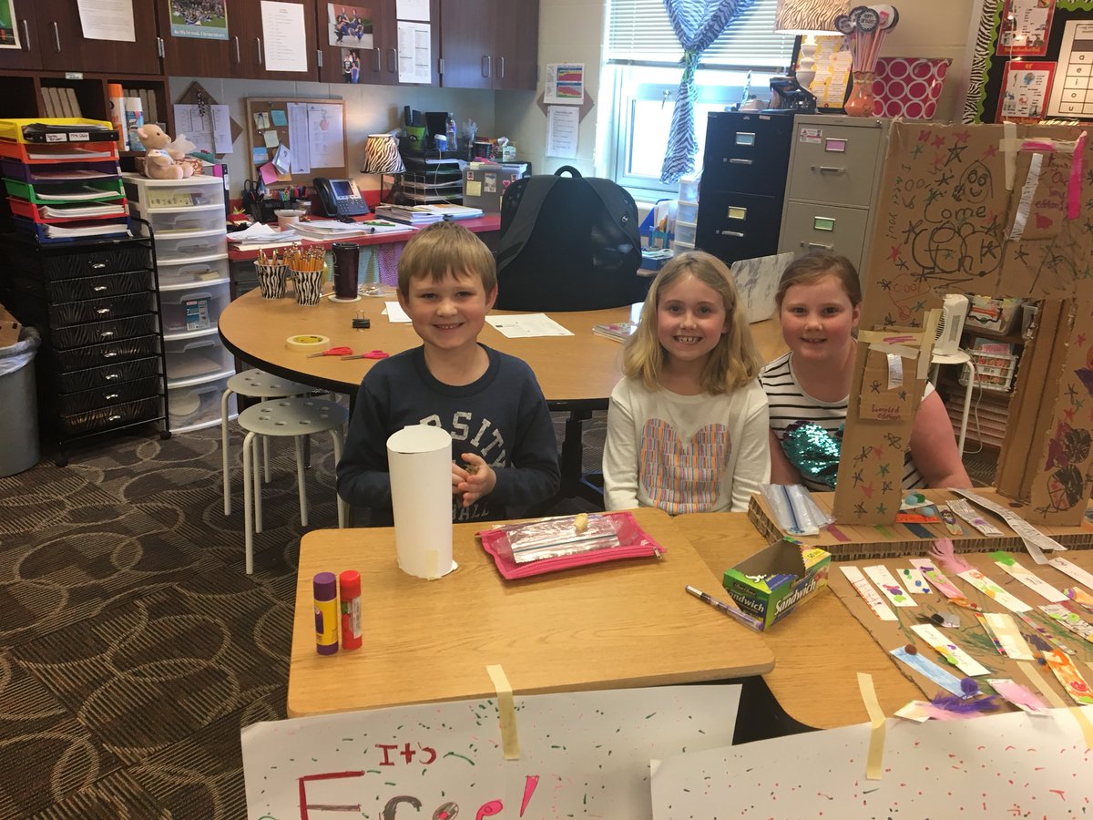 MrsWhite41's tweet photo. Consumers and producers at their finest! #lpsleads #kbcougars https://t.co/TYulDmx81U